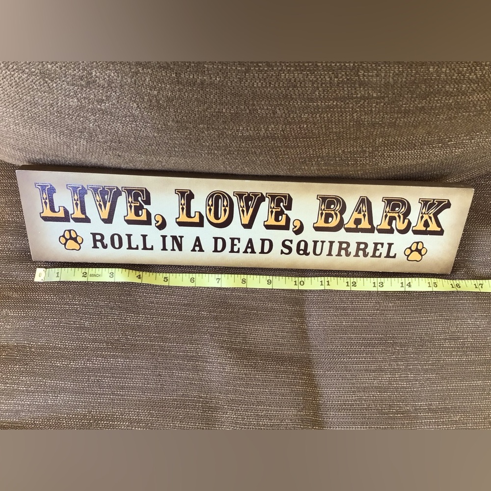 Cute dog wooden wall sign. NWOT.